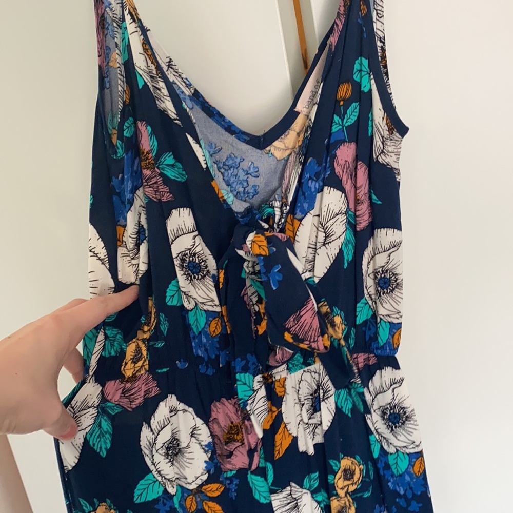 Floral jumpsuit with tie in front